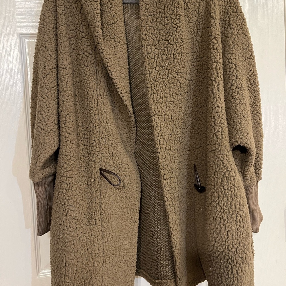 DAVI & DANI Women's Tan Teddy Hooded Jacket Large Button Close - Picture 3 of 5